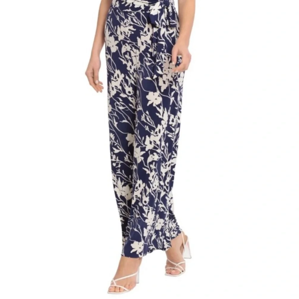Maggy London | Navy & White Floral Pants Romper